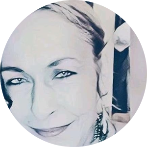 Evelyne-Claudia Yantony